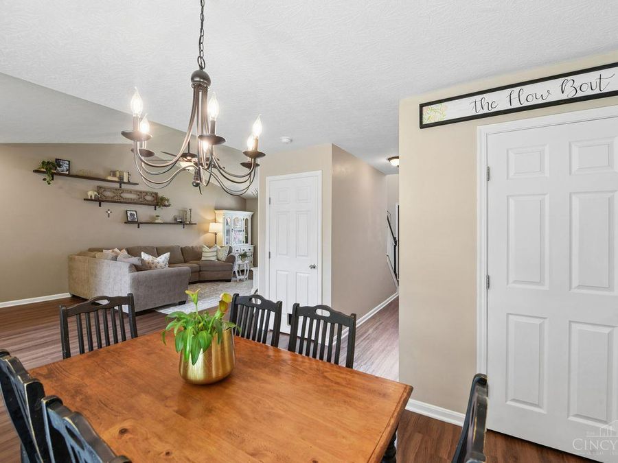 1130 Linford Circle, Hamilton Township, OH 45039 Photo 11