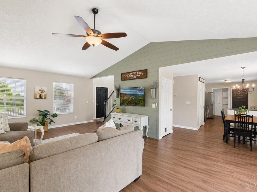 1130 Linford Circle, Hamilton Township, OH 45039 Photo 7