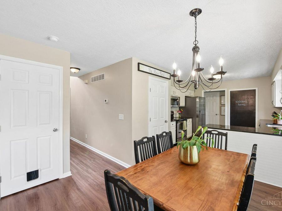 1130 Linford Circle, Hamilton Township, OH 45039 Photo 9
