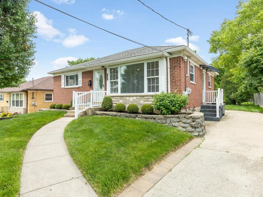 5895 Giffindale Drive, Green Township, OH 45239 Photo 3