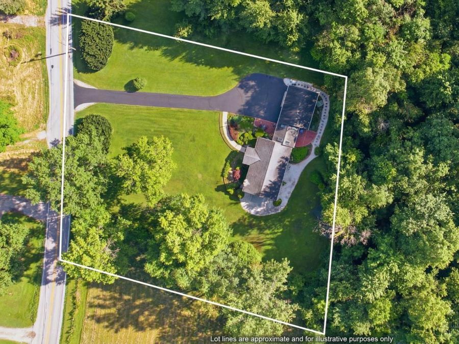 2858 St Rt 222, Monroe Township, OH 45106 Photo 4