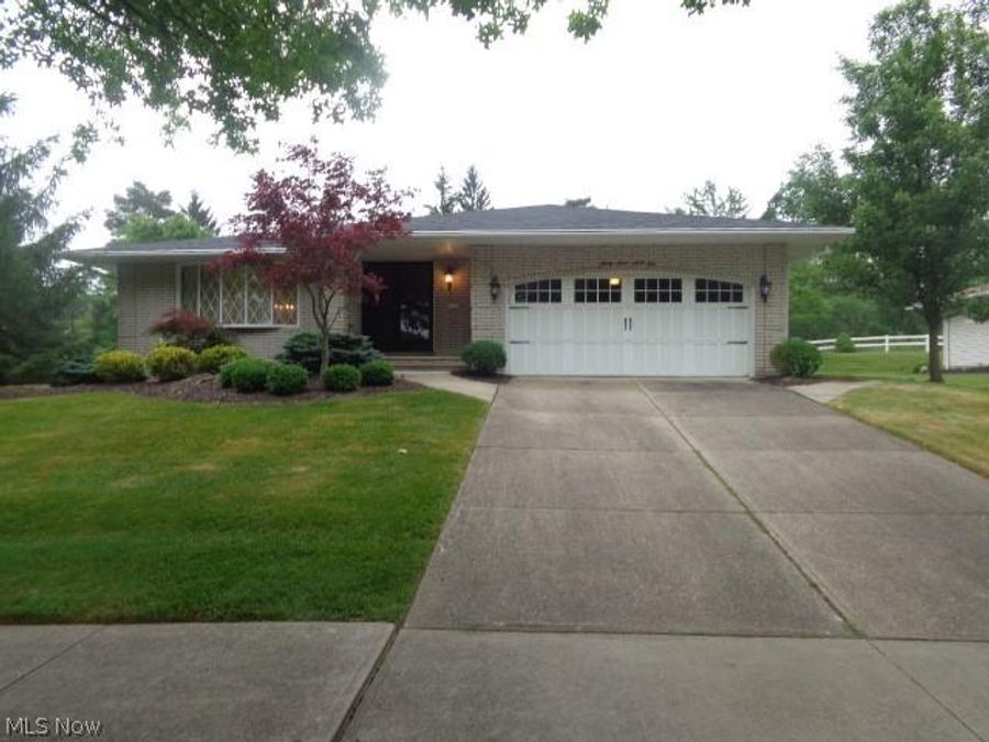 2791 Fleger Drive , Parma, OH 44134 Photo 1