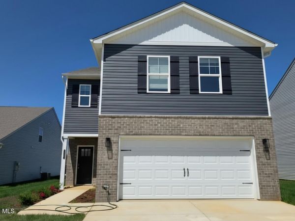 2101 Fox Meadows Circle, Bluff City, TN 37618