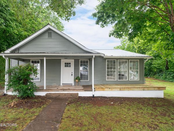 1120 Cannon Ave , Sweetwater, TN 37874