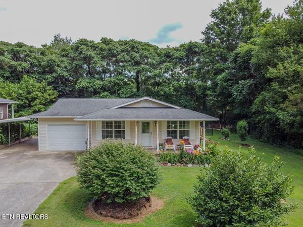 433 Sterling Rd , Athens, TN 37303