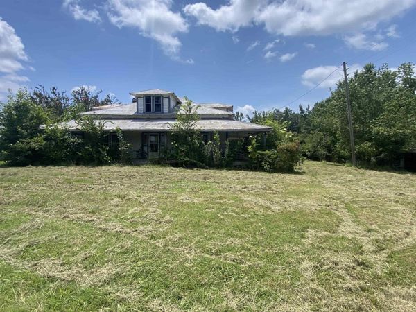5405 COFFEE LANDING RD, Morris Chapel, TN 38361