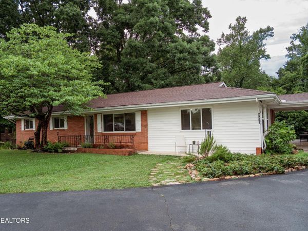 2201 Sentell Circle , Maryville, TN 37803