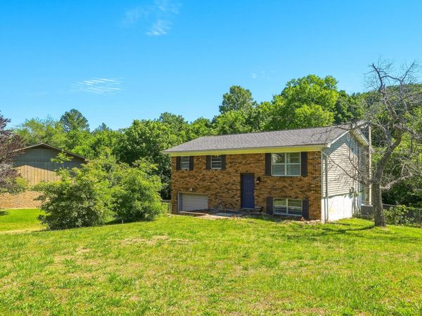 433 Sevier Street, Hixson 37343