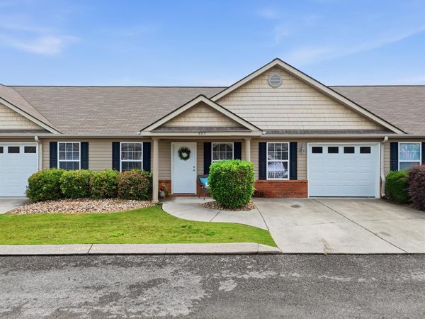302 Cedar Creek Drive, Rossville 30741