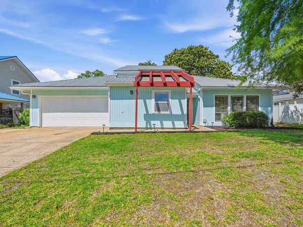 368 Evergreen Circle, Destin, FL 32541