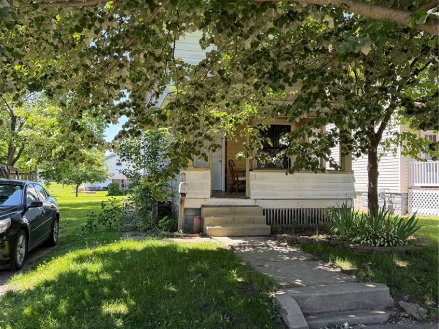 226 2nd Street SW, Brewster, OH 44613 Photo 1