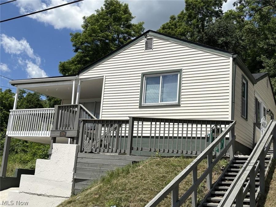 105 Riverview Street , Toronto, OH 43964 Photo 1