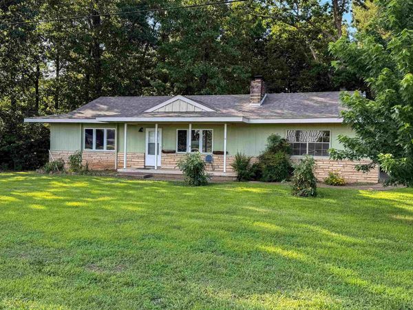 38 Mixtec , Cherokee Village, AR 72529