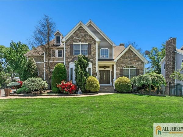 1 Hartman Court , Clark, NJ 07066