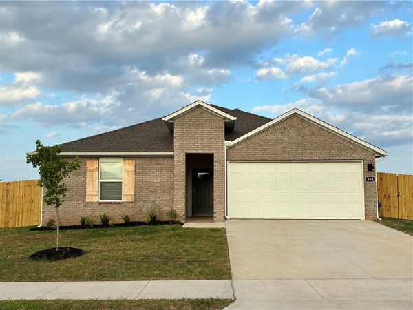 304 Ruggles Street , Pea Ridge, AR 72751
