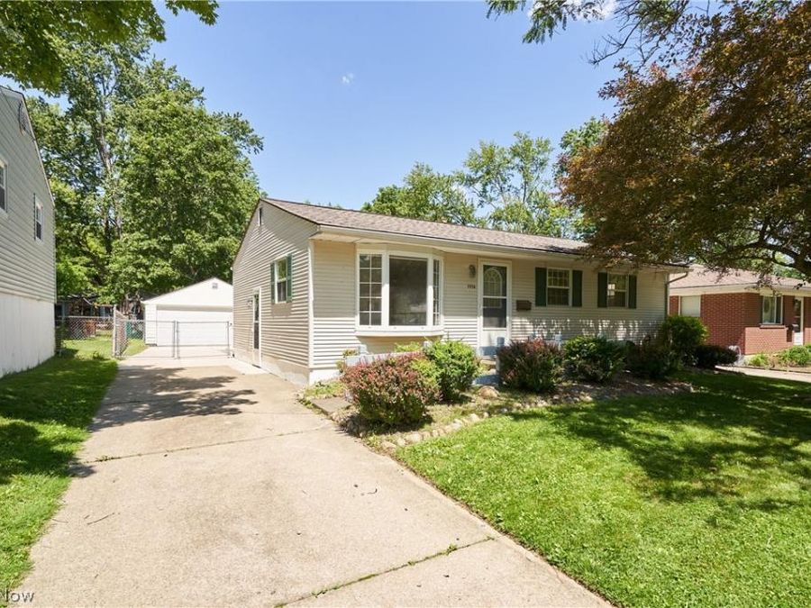 1056 Endicott Drive , Akron, OH 44313 Photo 1
