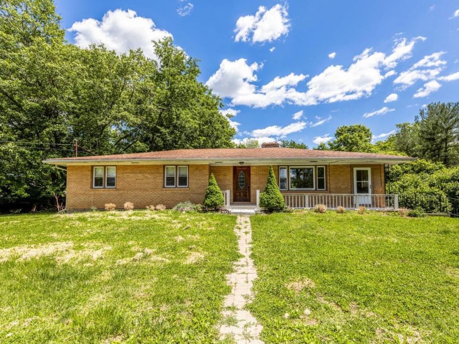 702 Bauer Avenue, Batavia, OH 45103 Photo 1