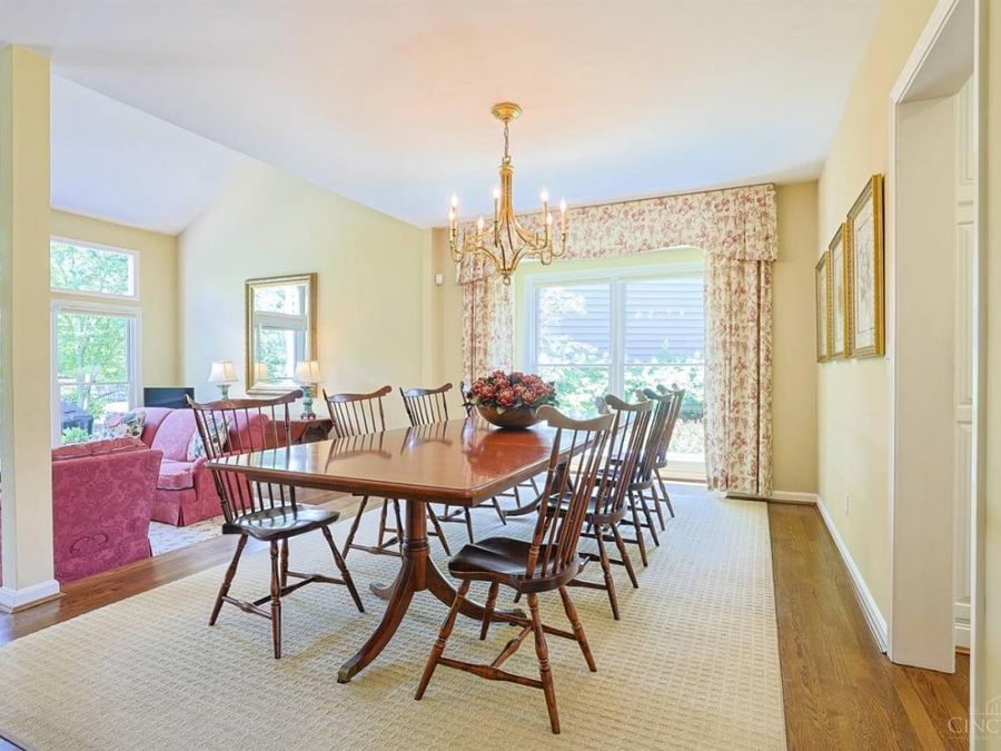 9832 Village View Court, Blue Ash, OH 45241 Photo 10