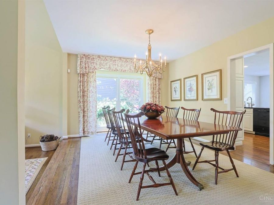 9832 Village View Court, Blue Ash, OH 45241 Photo 11