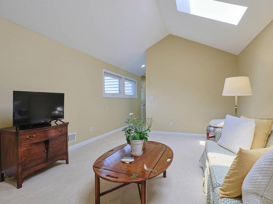 9832 Village View Court, Blue Ash, OH 45241 Photo 31