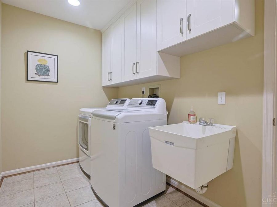 9832 Village View Court, Blue Ash, OH 45241 Photo 34