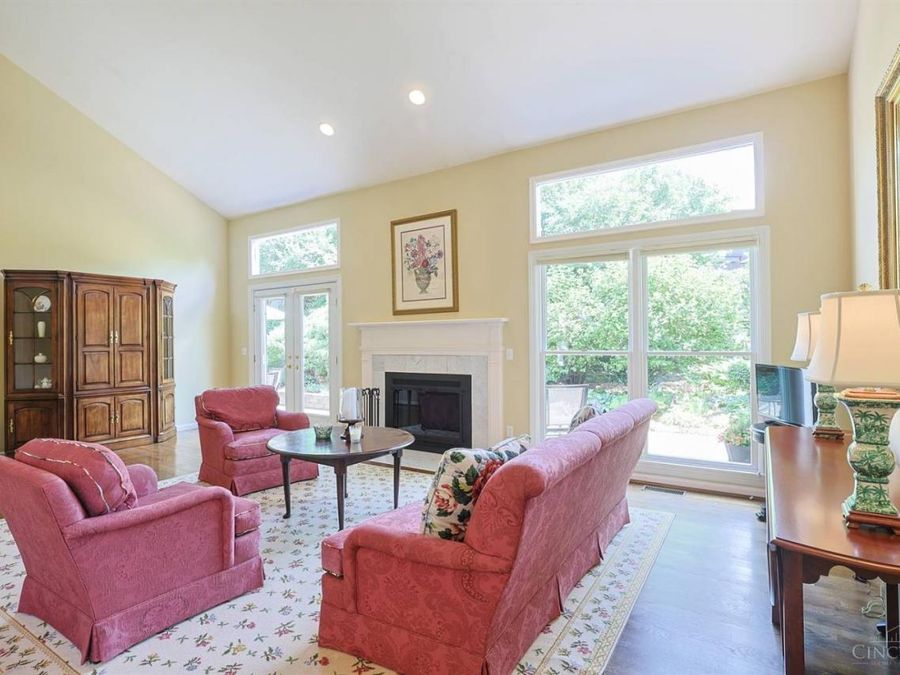 9832 Village View Court, Blue Ash, OH 45241 Photo 9