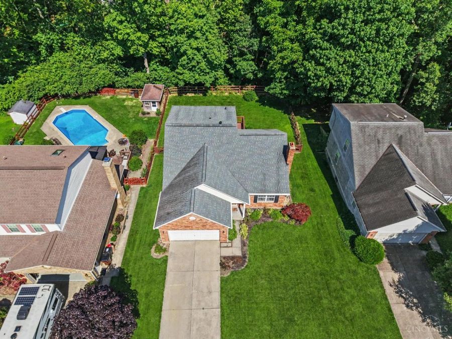 8684 Beckys Ridge Drive, Colerain Township, OH 45251 Photo 3