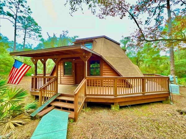 141 TUCKER LAKE ROAD , MELROSE, FL 32666