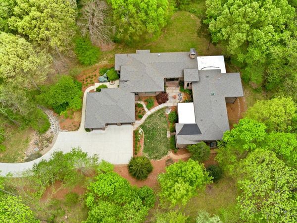 1249 Saddle Springs Dr , Thompsons Station, TN 37179
