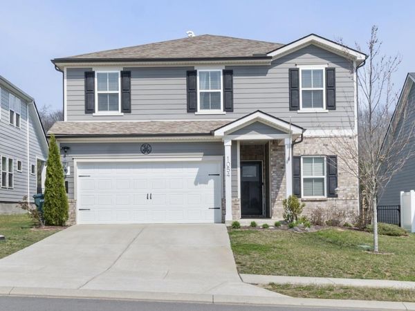 1054 Holland Ridge Way , Lebanon, TN 37090