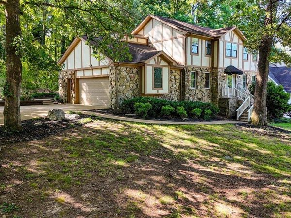 6536 Harbor View Drive , Hixson, TN 37343