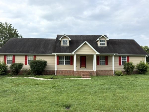 102 Cascade Ln , Bell Buckle, TN 37020