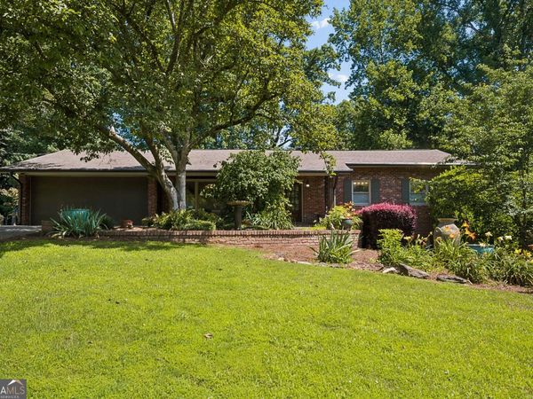 2478 Williamswood Court, Decatur, GA 30033