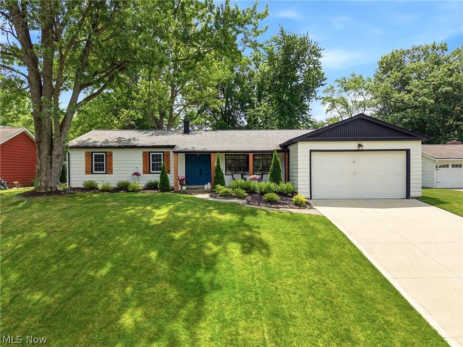161 Devorah Drive, Aurora, OH 44202 Photo 1