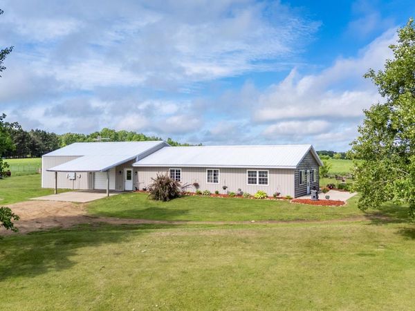 46519 County 9 , Staples, MN 56479