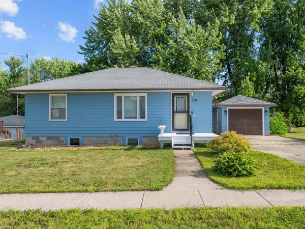 618 Lincoln Street , Hartland, MN 56042