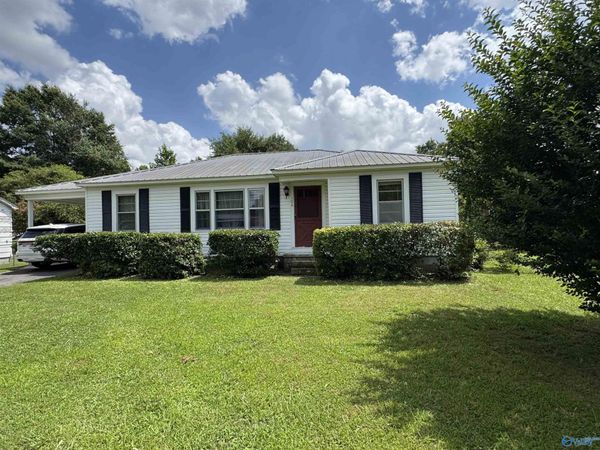 306 Nixon Street, Albertville, AL 35950