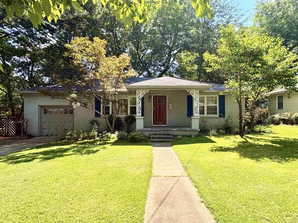 804 Oak N , Searcy, AR 72143