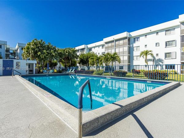 6698 N 10th Ave N , Unit 118, Lake Worth, FL 33467