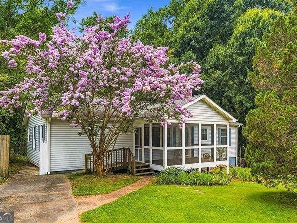 878 Wanda Circle, Marietta, GA 30008