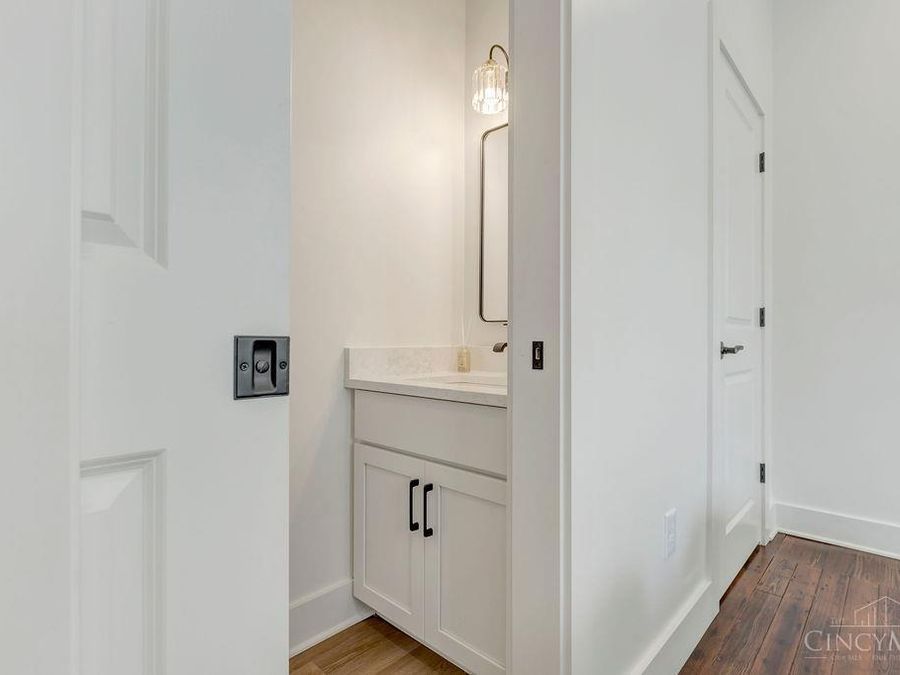 649 Sedam Street, Cincinnati, OH 45204 Photo 9