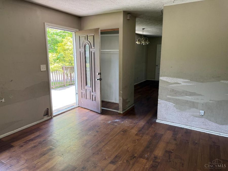 10170 Season Drive, Cincinnati, OH 45251 Photo 3