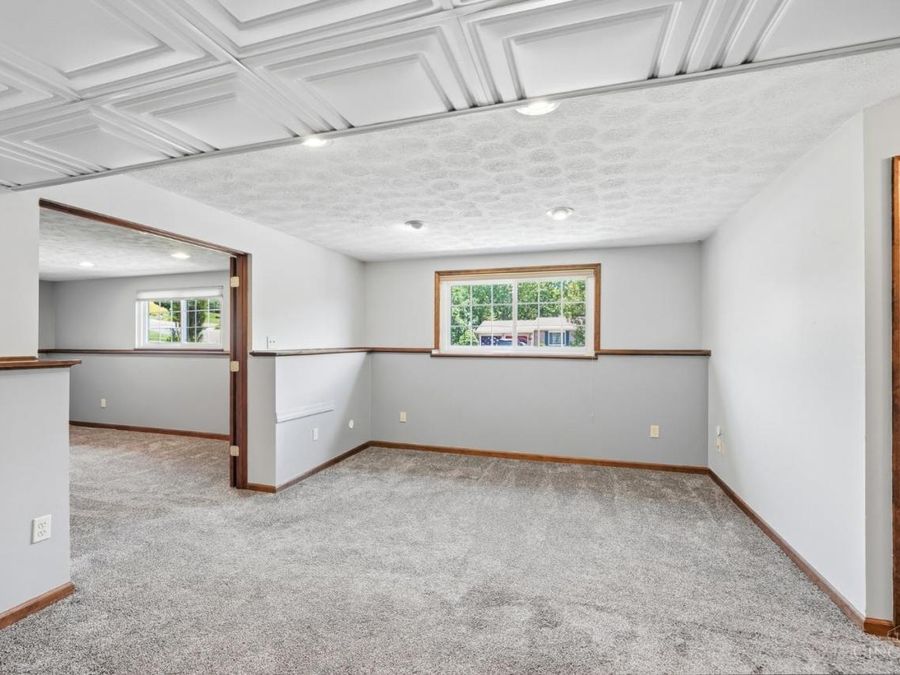 5629 Bluepine Drive, Green Township, OH 45247 Photo 26