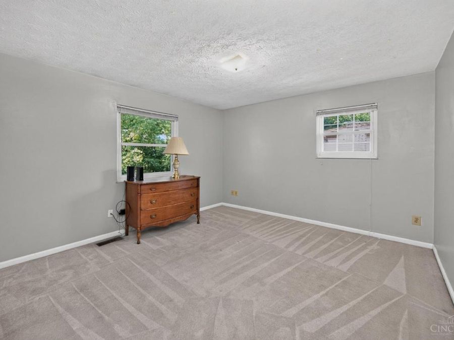 621 Glensprings Drive, Springdale, OH 45246 Photo 30