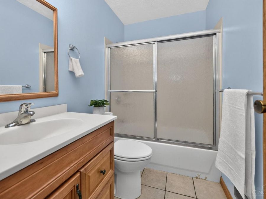 621 Glensprings Drive, Springdale, OH 45246 Photo 37