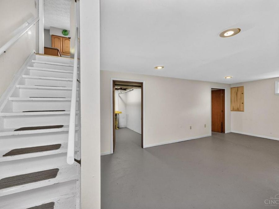 621 Glensprings Drive, Springdale, OH 45246 Photo 46
