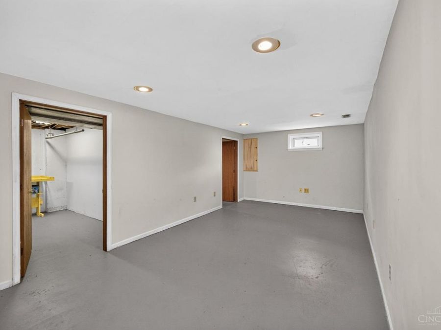 621 Glensprings Drive, Springdale, OH 45246 Photo 48