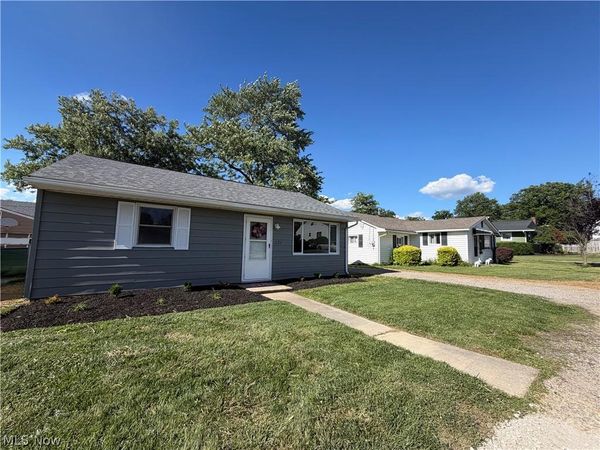 521 Richmond Avenue , Zanesville, OH 43701