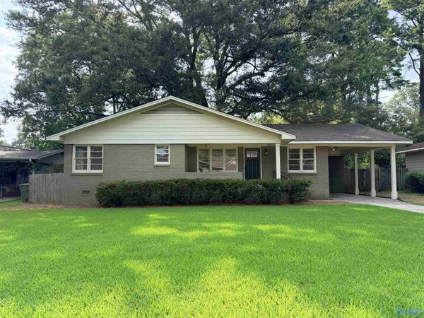 1202 Owens Drive SE, Huntsville, AL 35801