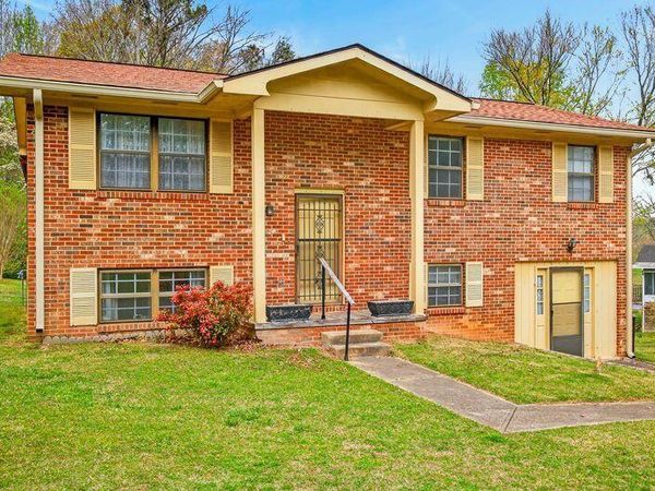 630 Hurtt Road , Chickamauga, GA 30707